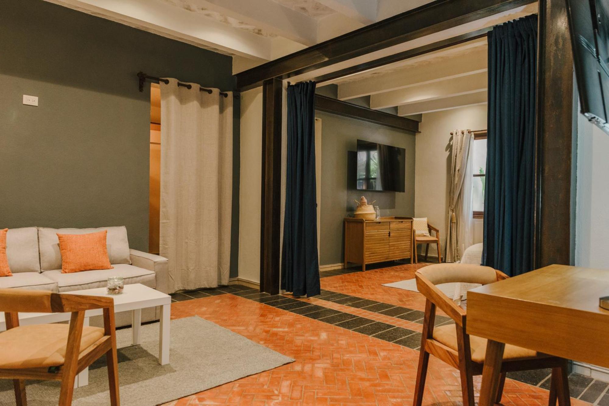 Agua Santa Hotel Boutique サン・ミゲル・デ・アジェンデ エクステリア 写真