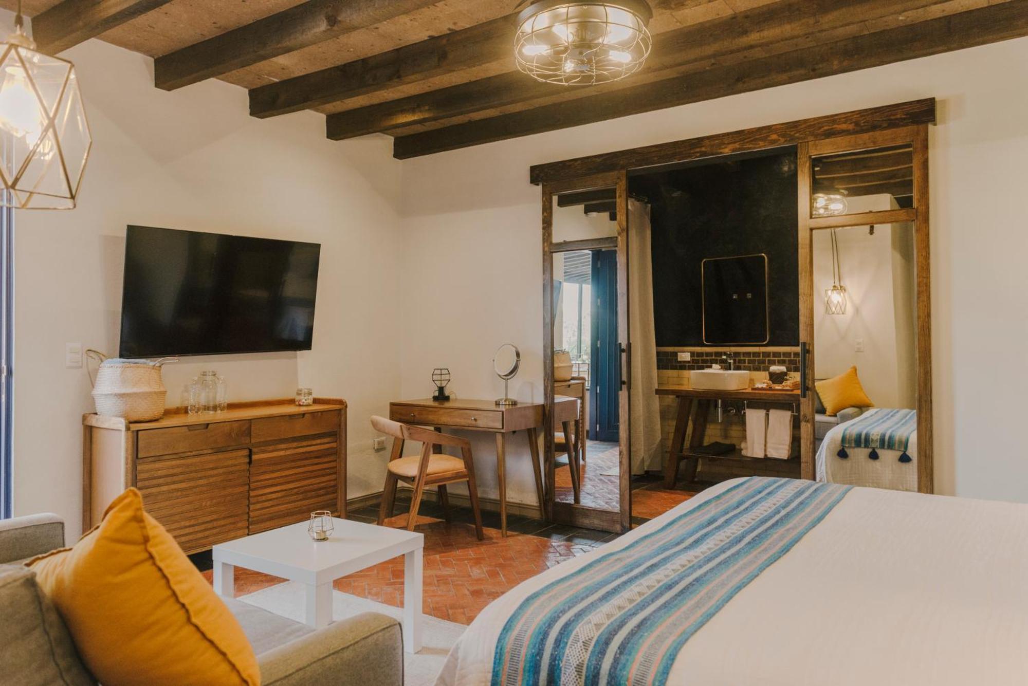 Agua Santa Hotel Boutique サン・ミゲル・デ・アジェンデ エクステリア 写真